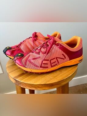 Keen Red Orange A86 TR Trail Running Shoes Asymmetrical Lace-Up Women's 8.5
